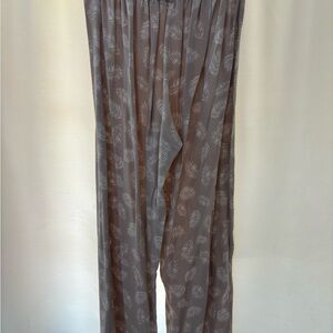 Size medium dress pants